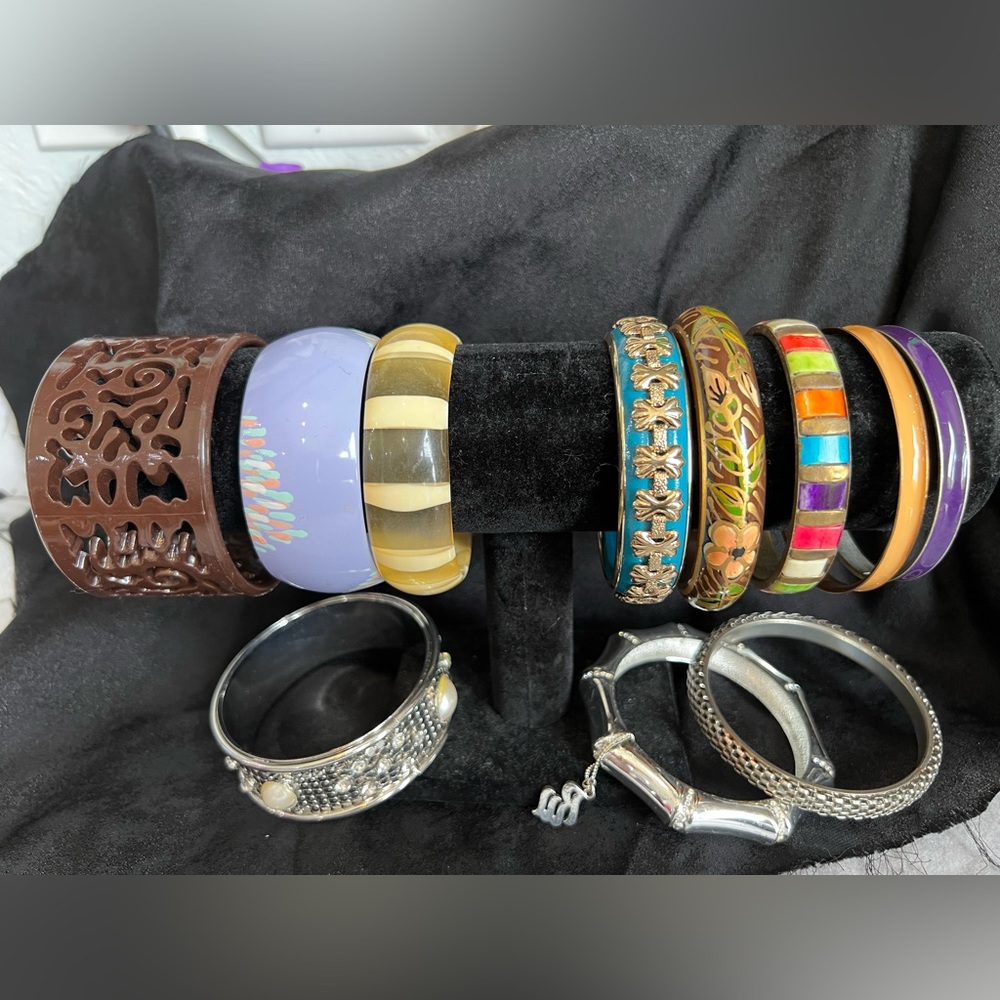 Bangle Bracelet Lot!!  11 in total!